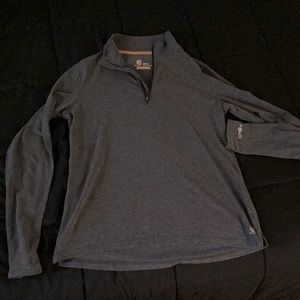 Ladies long sleeve pullover